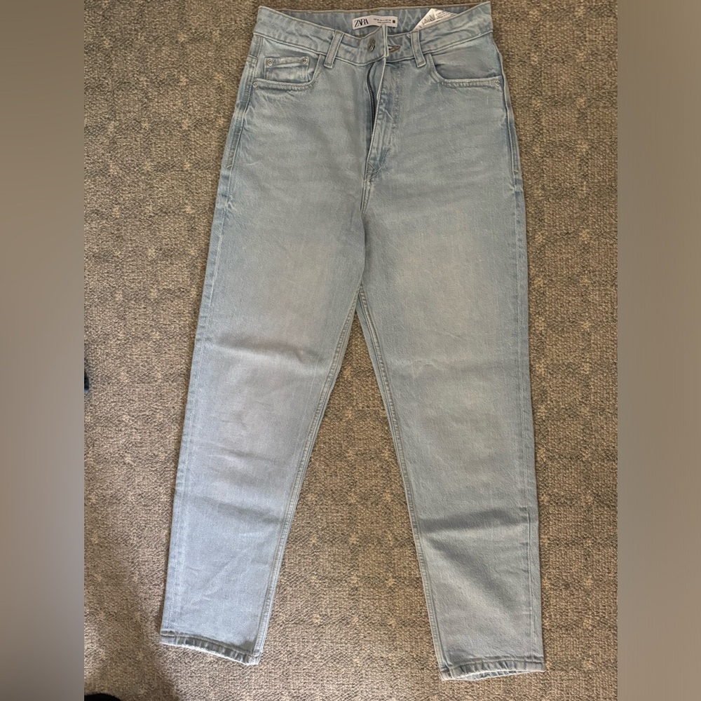 Zara Light Wash Skinny Jeans